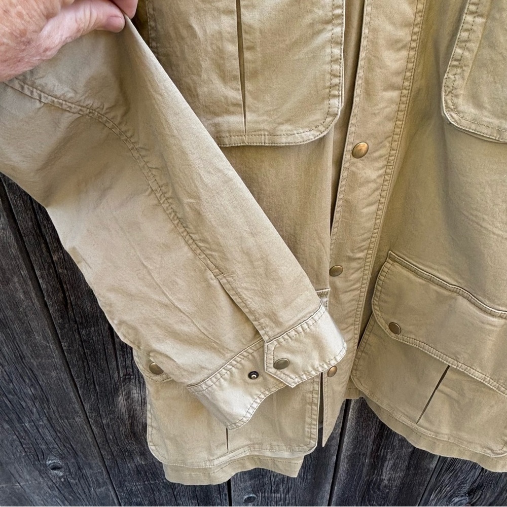 J. Peterman English Barn Coat Light Beige w/multiple pockets zip & button front - Picture 5 of 14